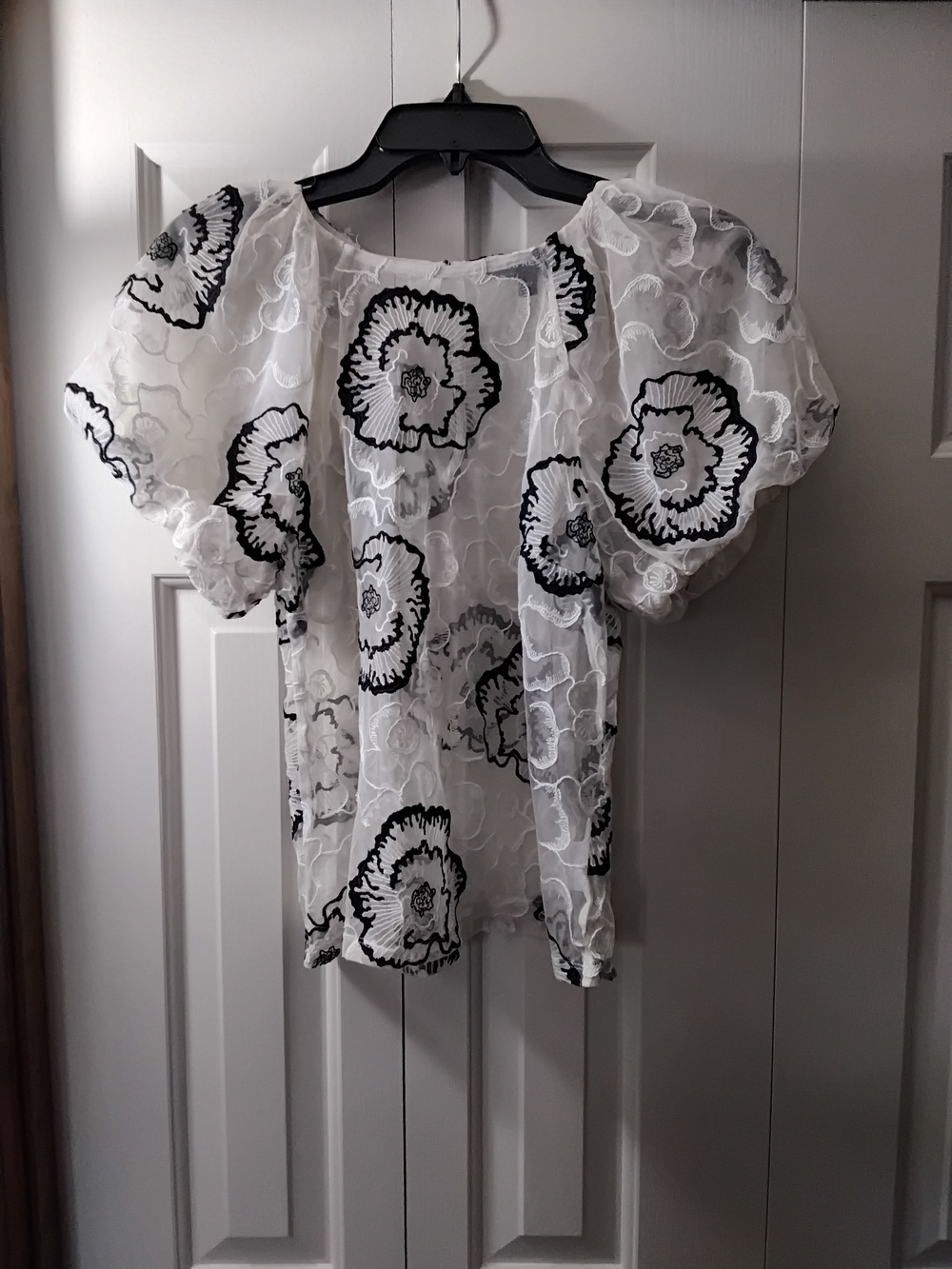 Express Sheer Puff-Sleeve Blouse with Black Floral Appliqué, White, Medium